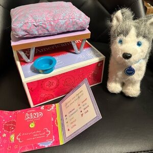 American Girl PEPPER DOG & PET BED Bowl Charm Husky Collar Name Tag BOX